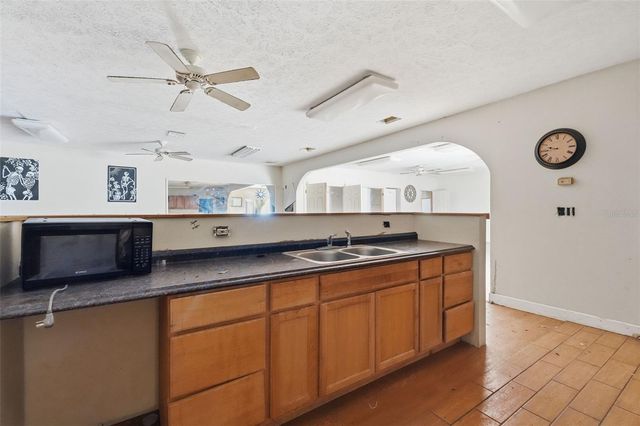 832 S PARSONS AVENUE, Brandon, FL 33511