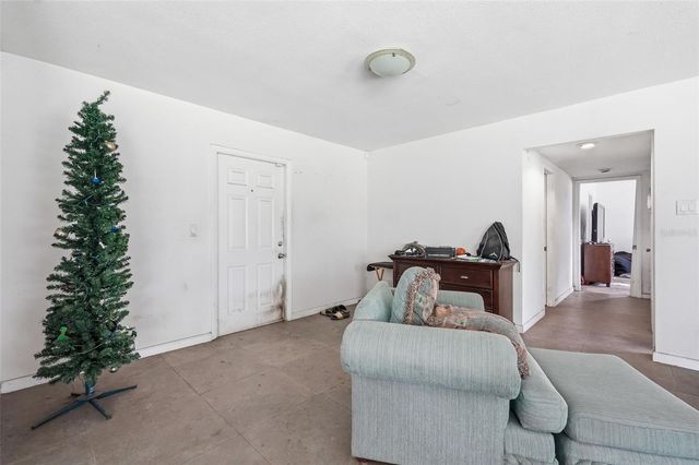 832 S PARSONS AVENUE, Brandon, FL 33511