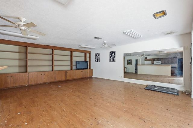 832 S PARSONS AVENUE, Brandon, FL 33511