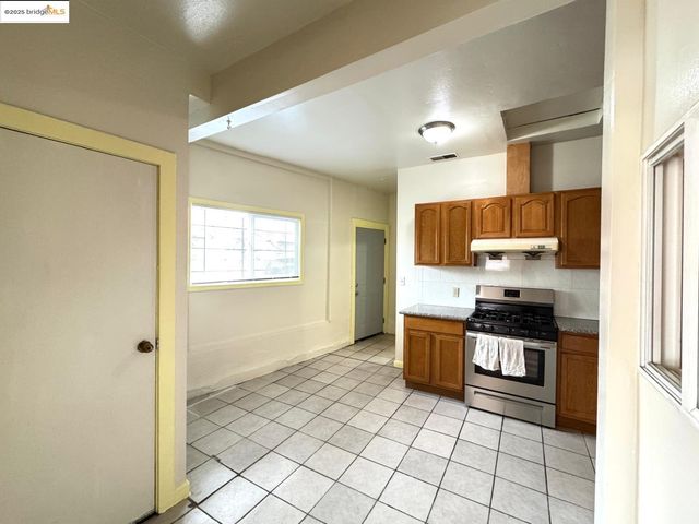 2612 38Th Ave, Oakland, CA 94619