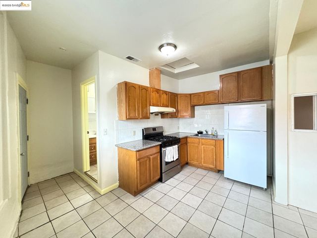 2612 38Th Ave, Oakland, CA 94619