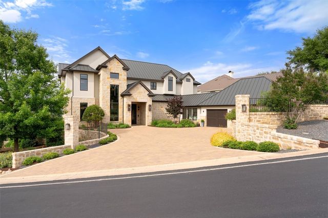 106 Diamond Hill DR, Horseshoe Bay, TX 78657