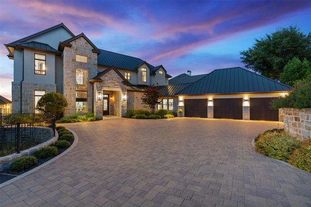 106 Diamond Hill DR, Horseshoe Bay, TX 78657