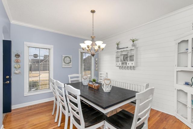 1620 Pinewood Court SW, Altoona, IA 50009