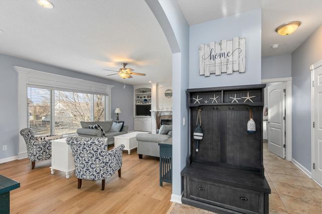 1620 Pinewood Court SW, Altoona, IA 50009