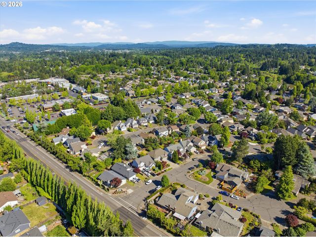 10680 Sw SUMMER LAKE Dr, Portland, OR 97223