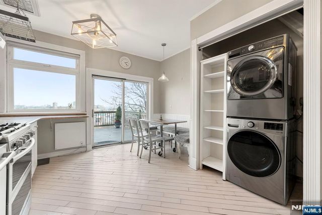 340 Ogden Avenue, Jersey City, NJ 07307