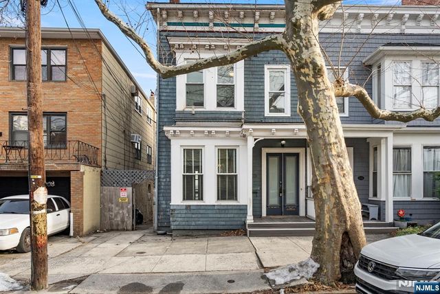 340 Ogden Avenue, Jersey City, NJ 07307