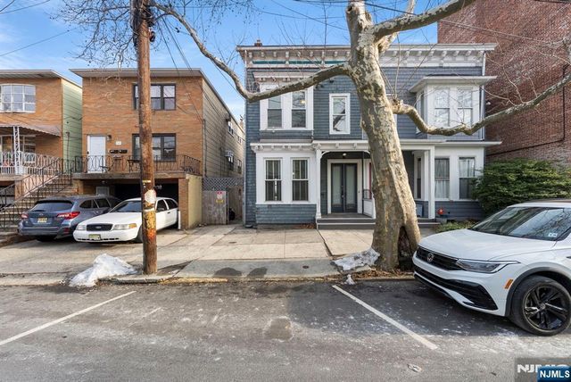 340 Ogden Avenue, Jersey City, NJ 07307