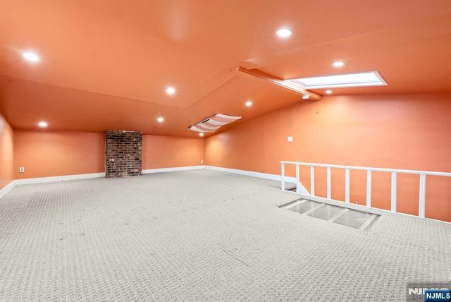 340 Ogden Avenue, Jersey City, NJ 07307