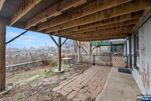 340 Ogden Avenue, Jersey City, NJ 07307