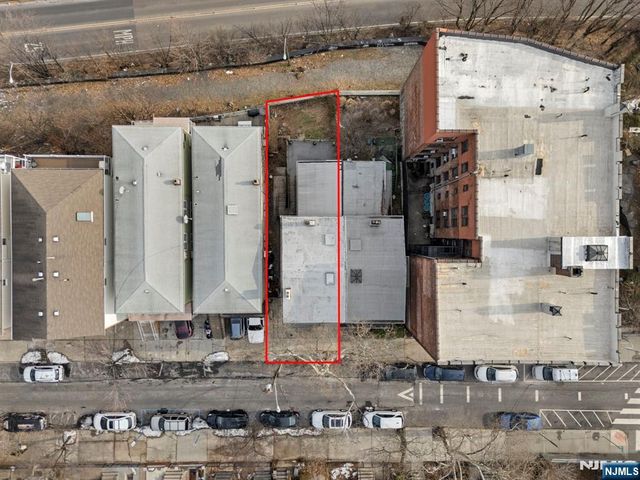 340 Ogden Avenue, Jersey City, NJ 07307