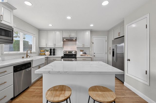 732 Hazel St, Livermore, CA 94550