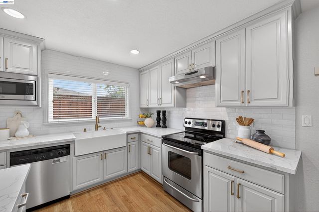 732 Hazel St, Livermore, CA 94550