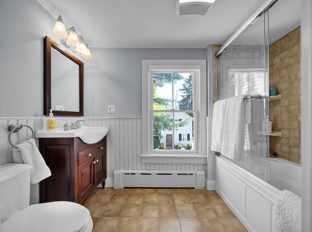 117 HOPEWELL ROCKY HILL ROAD, Hopewell, NJ 08525