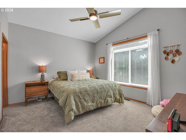 38766 BARLOW Pkwy, Sandy, OR 97055