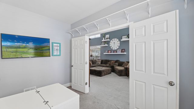 10667 Santa Fe Trail, Huntley, IL 60142