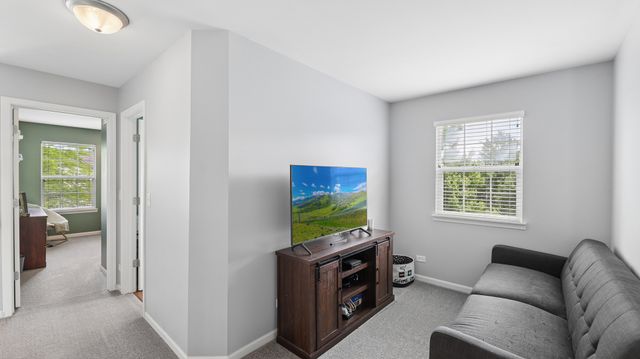 10667 Santa Fe Trail, Huntley, IL 60142