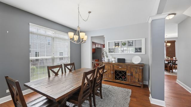 10667 Santa Fe Trail, Huntley, IL 60142