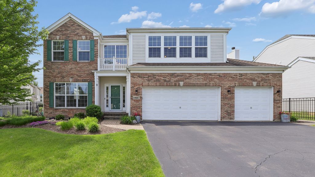 10667 Santa Fe Trail, Huntley, IL 60142