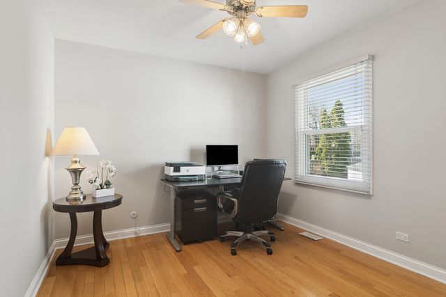 958 Chaucer Way, Buffalo Grove, IL 60089