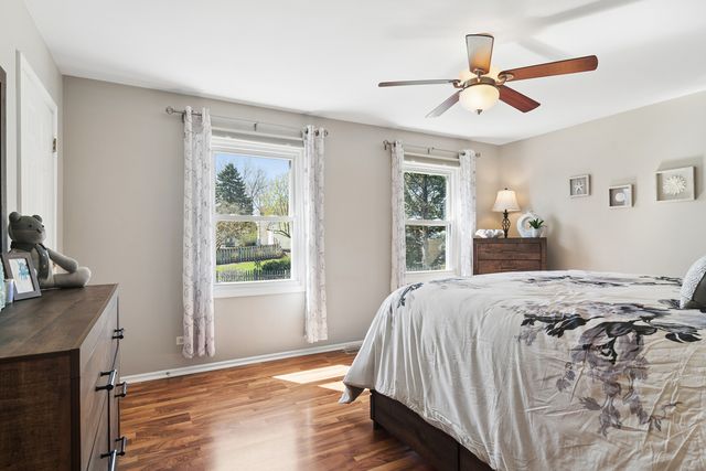 958 Chaucer Way, Buffalo Grove, IL 60089