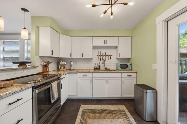 413 W NORTH BAY STREET, Tampa, FL 33603