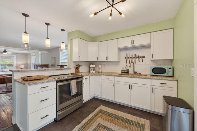 413 W NORTH BAY STREET, Tampa, FL 33603