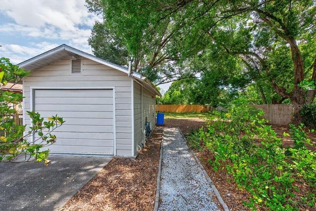 413 W NORTH BAY STREET, Tampa, FL 33603