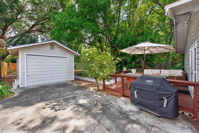 413 W NORTH BAY STREET, Tampa, FL 33603