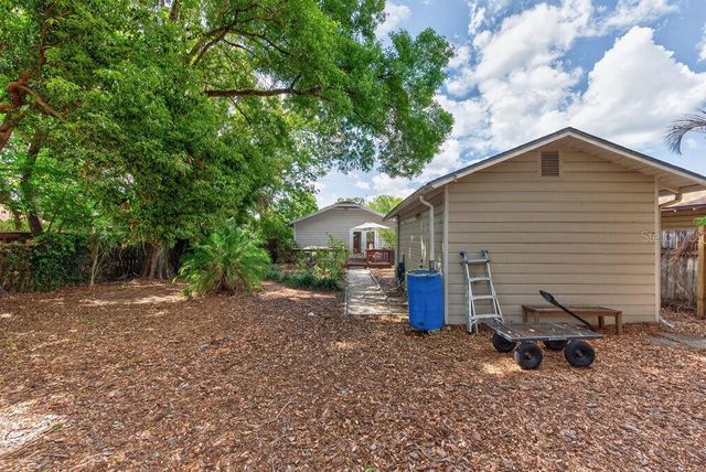 413 W NORTH BAY STREET, Tampa, FL 33603