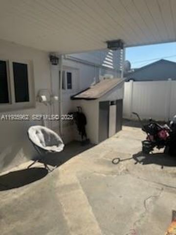 290 NW 45th Ave ., Miami, FL 33126