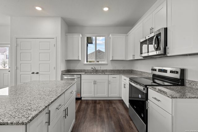 8219 SMITHERS AVENUE, San Antonio, TX 78252