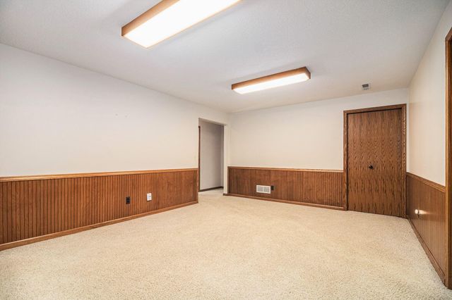 4231 Redbush Drive Sw, Grandville City, MI 49418