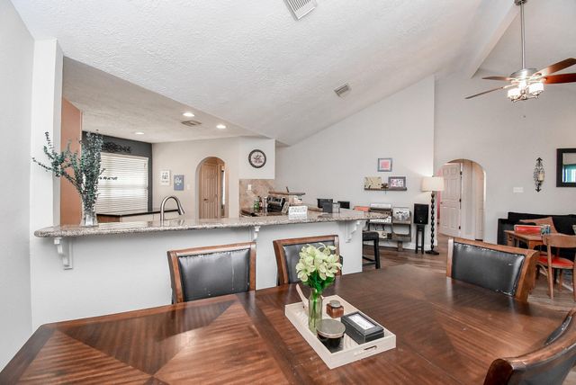 10139 Rustic Rock Road, La Porte, TX 77571