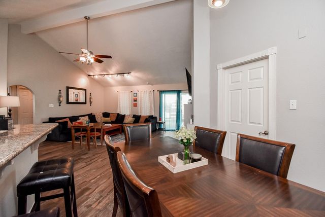 10139 Rustic Rock Road, La Porte, TX 77571