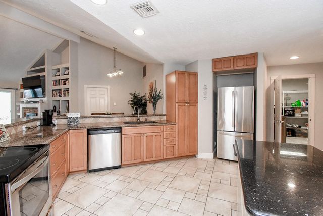 10139 Rustic Rock Road, La Porte, TX 77571