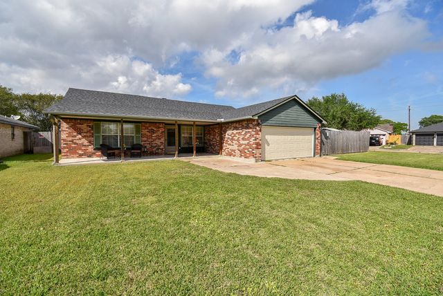 10139 Rustic Rock Road, La Porte, TX 77571