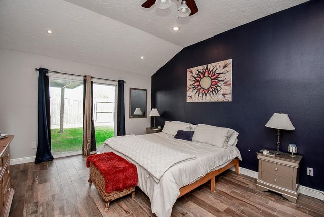 10139 Rustic Rock Road, La Porte, TX 77571