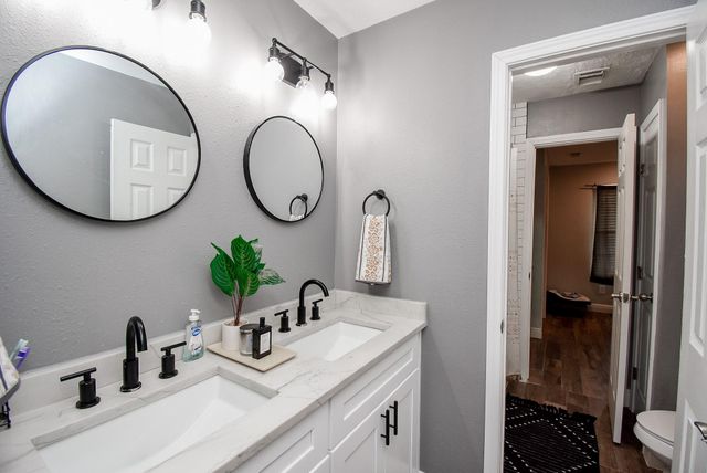 10139 Rustic Rock Road, La Porte, TX 77571