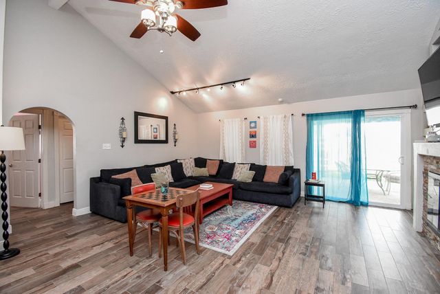 10139 Rustic Rock Road, La Porte, TX 77571