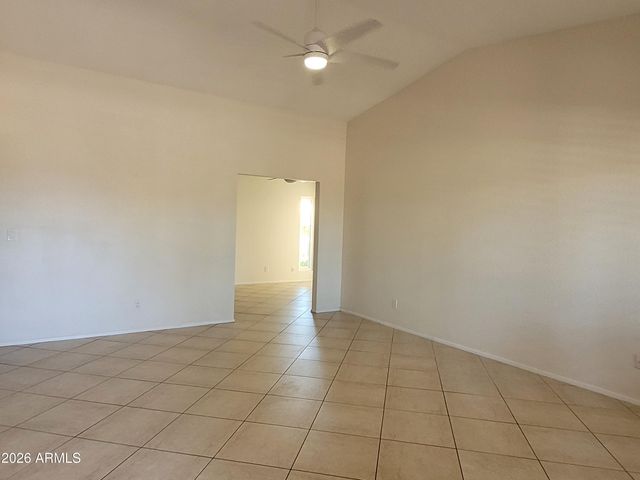 3910 E SHOMI Street, Phoenix, AZ 85044