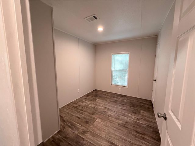 1032 Meridian, Livingston, TX 77351