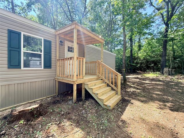 1032 Meridian, Livingston, TX 77351