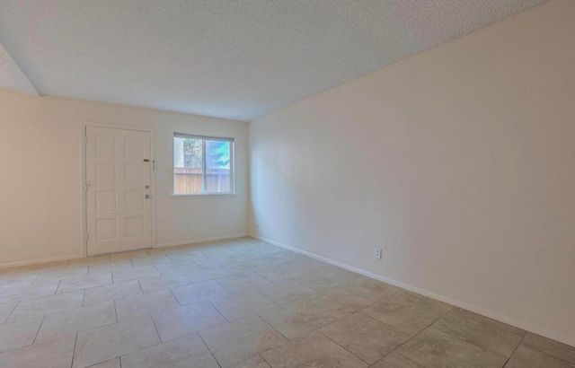 12009 Stilwell Drive NE APT B, Albuquerque, NM 87112