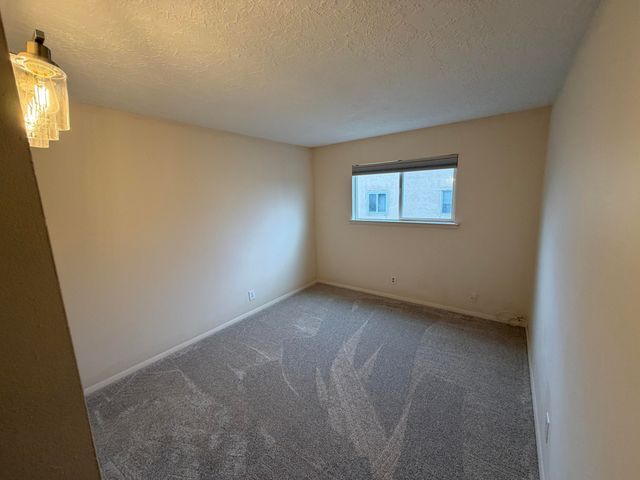 12009 Stilwell Drive NE APT B, Albuquerque, NM 87112