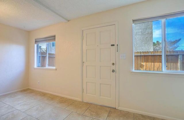 12009 Stilwell Drive NE APT B, Albuquerque, NM 87112