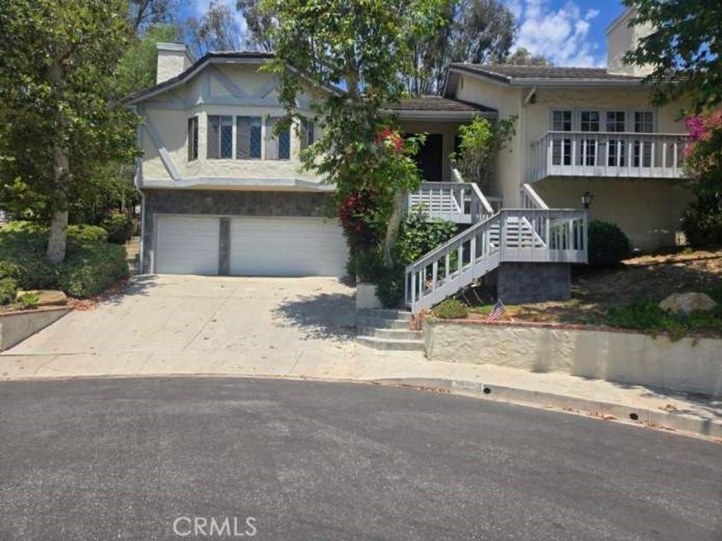 22755 Dale Court, Chatsworth, CA 91311