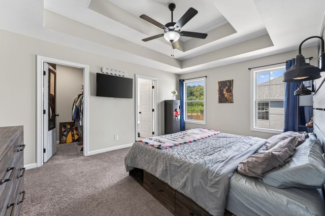 1538 Fredrick Dr, Clarksville, TN 37042