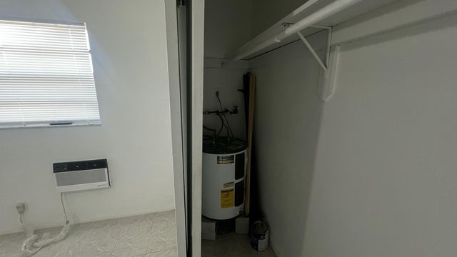 13 NE 2nd Avenue 201, Dania Beach, FL 33004